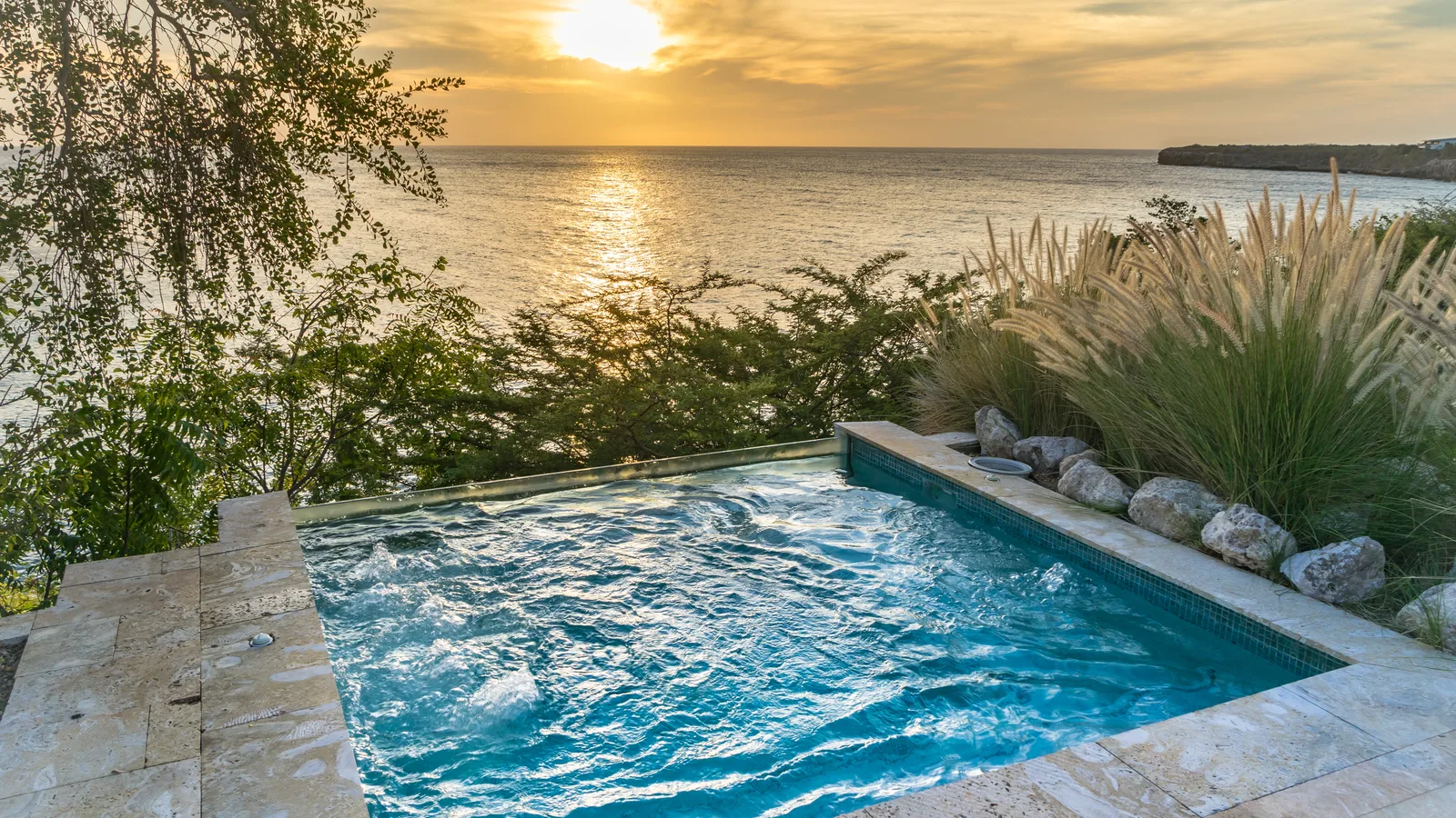 Two Gold Coast Hotel Spas Rank Among America's Top Five, and Locals Can Book Both