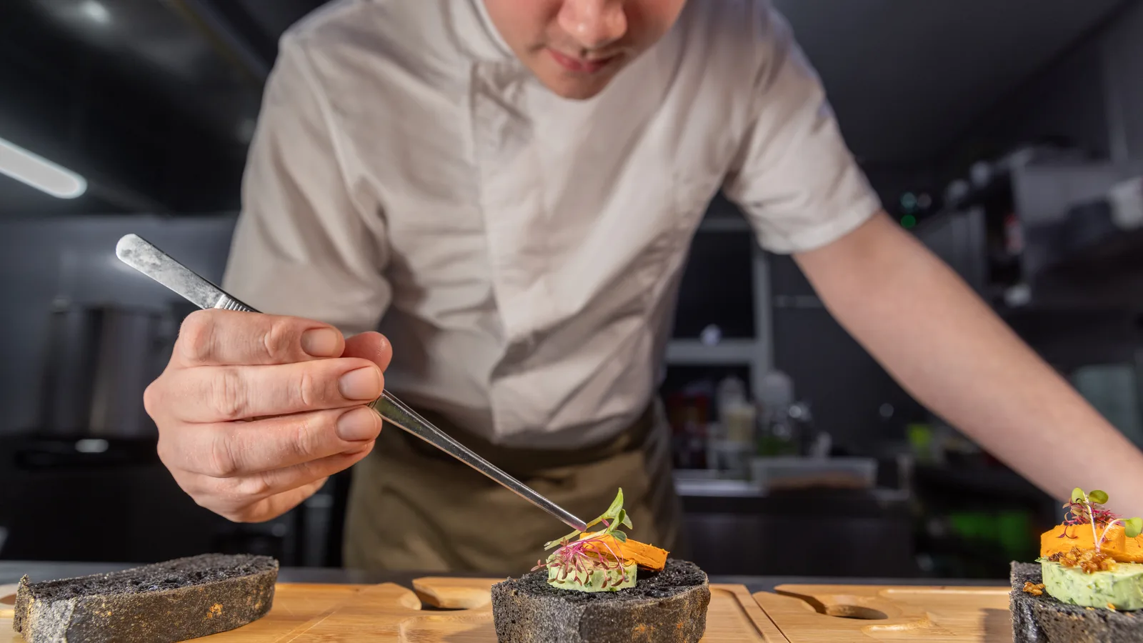 Wagyu Nigiri, Robata Skewers and an $85 Lobster Mai Tai: The Restaurant People's Naia Is Serving Dinner on Las Olas