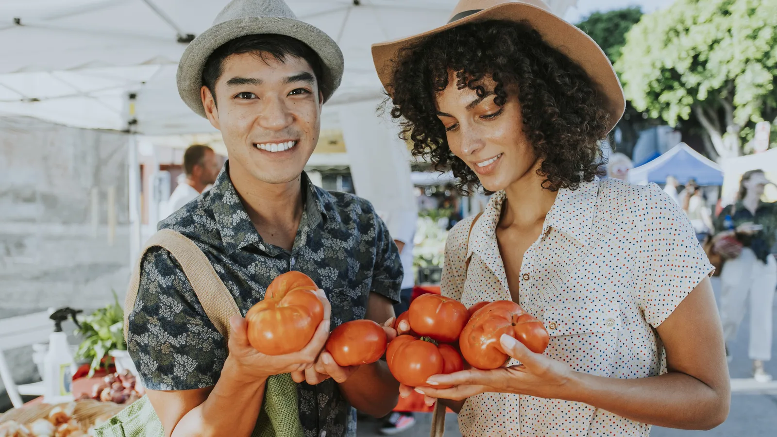 This Week in Palm Beach Gardens: A Pop-Up Haunted House, a Pink GreenMarket and a Citywide Art Hunt