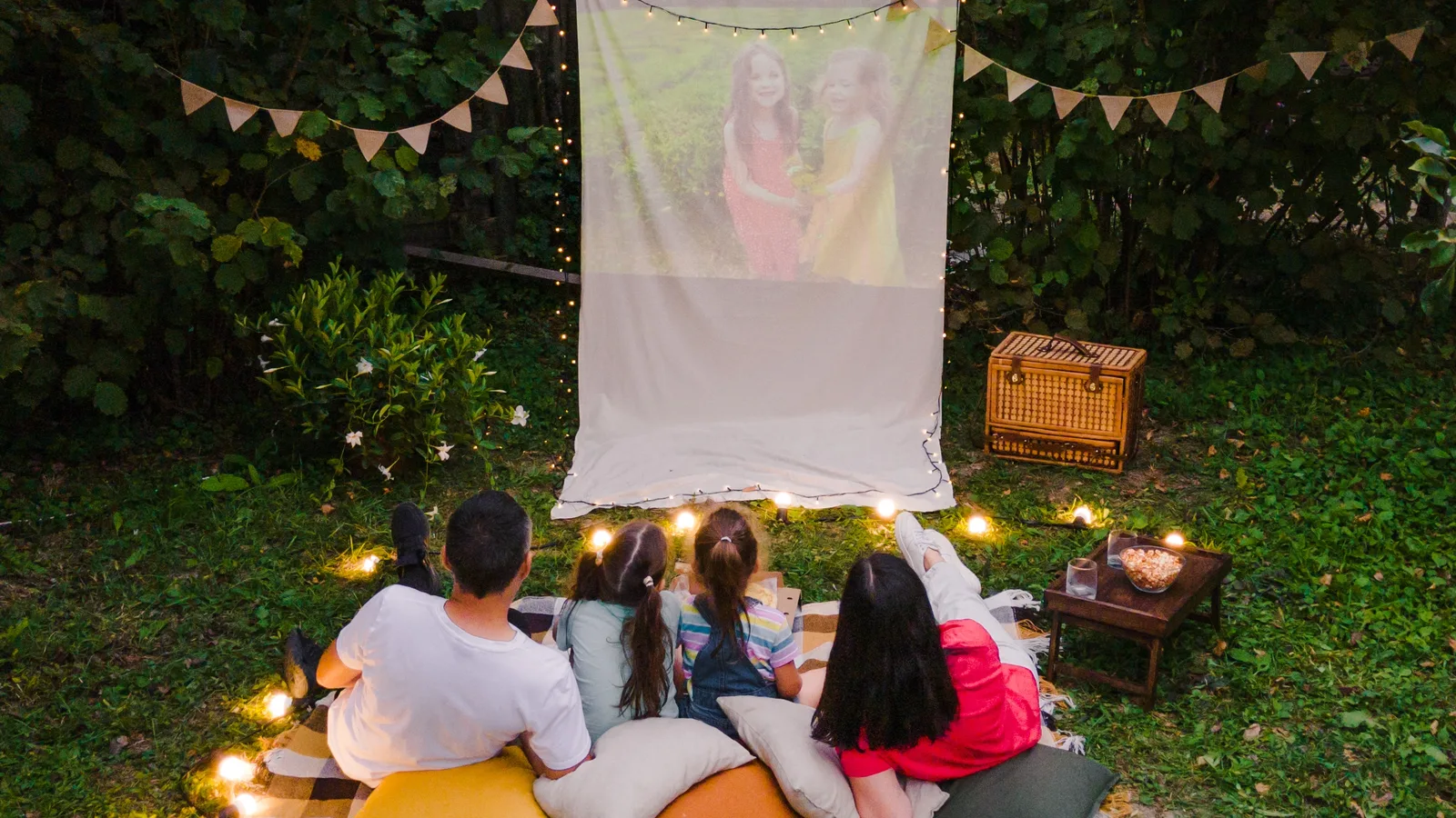 Hollywood's Week Is Free From Start to Finish, From a Rush Tribute on the Broadwalk to Hocus Pocus at ArtsPark