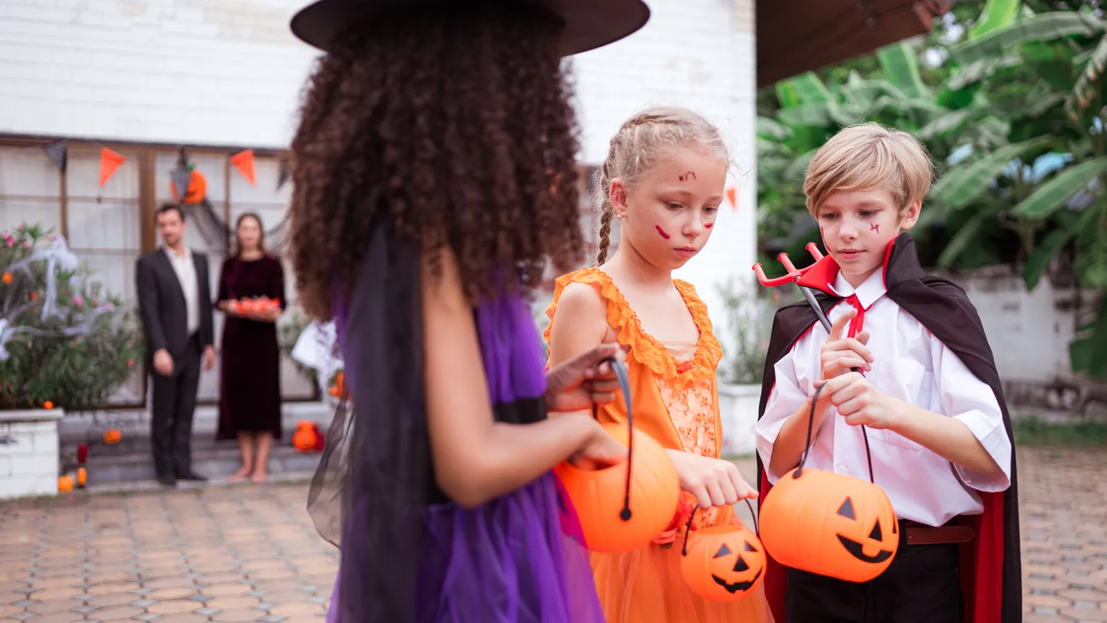 This Week in Palm Beach Gardens: A Drink With the Mayor, a Photo Show and the Fall Festival