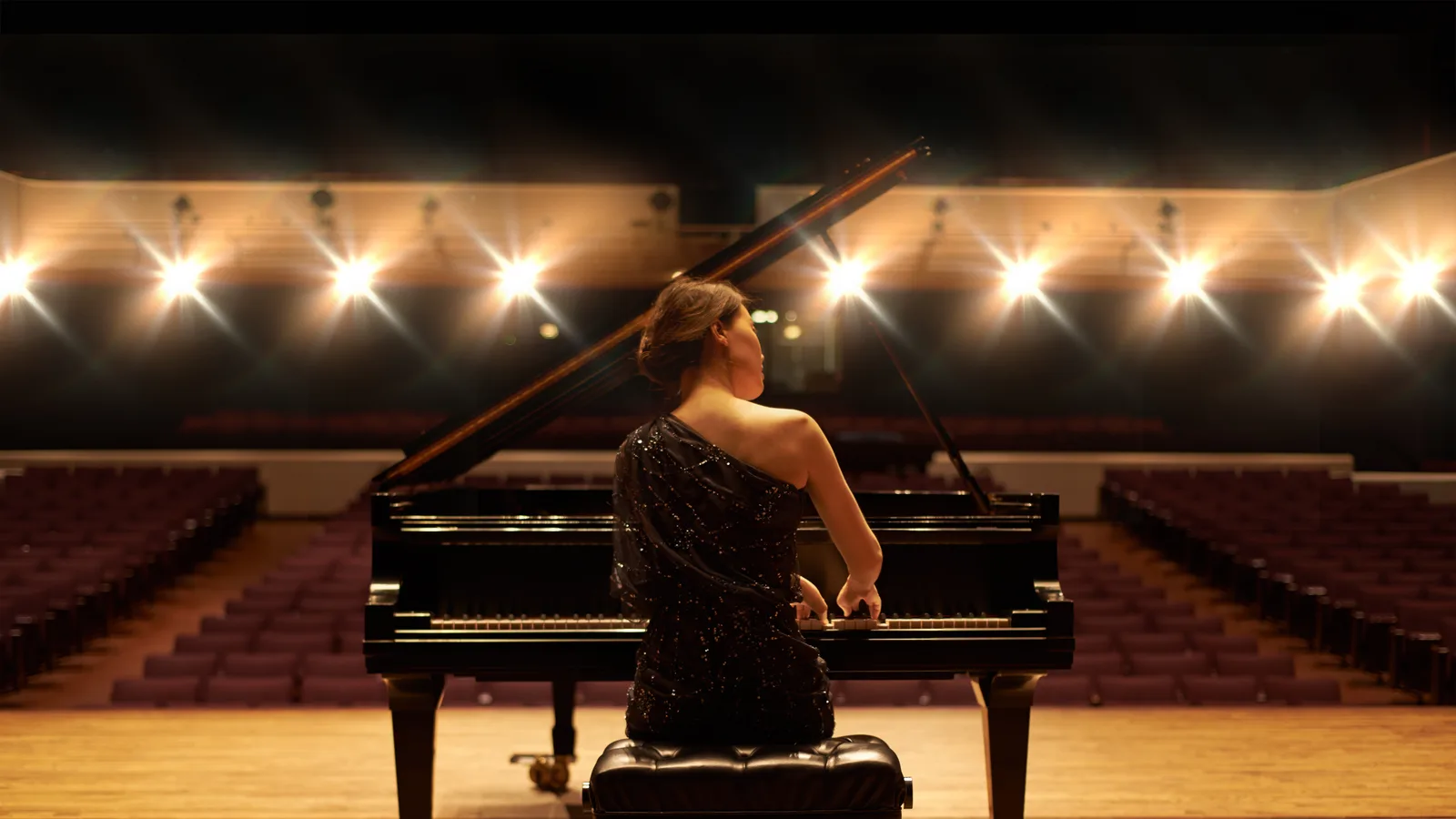 Fifteen Pianists, One Vote: Aventura's Audience Will Send a Player to Italy's Busoni Competition