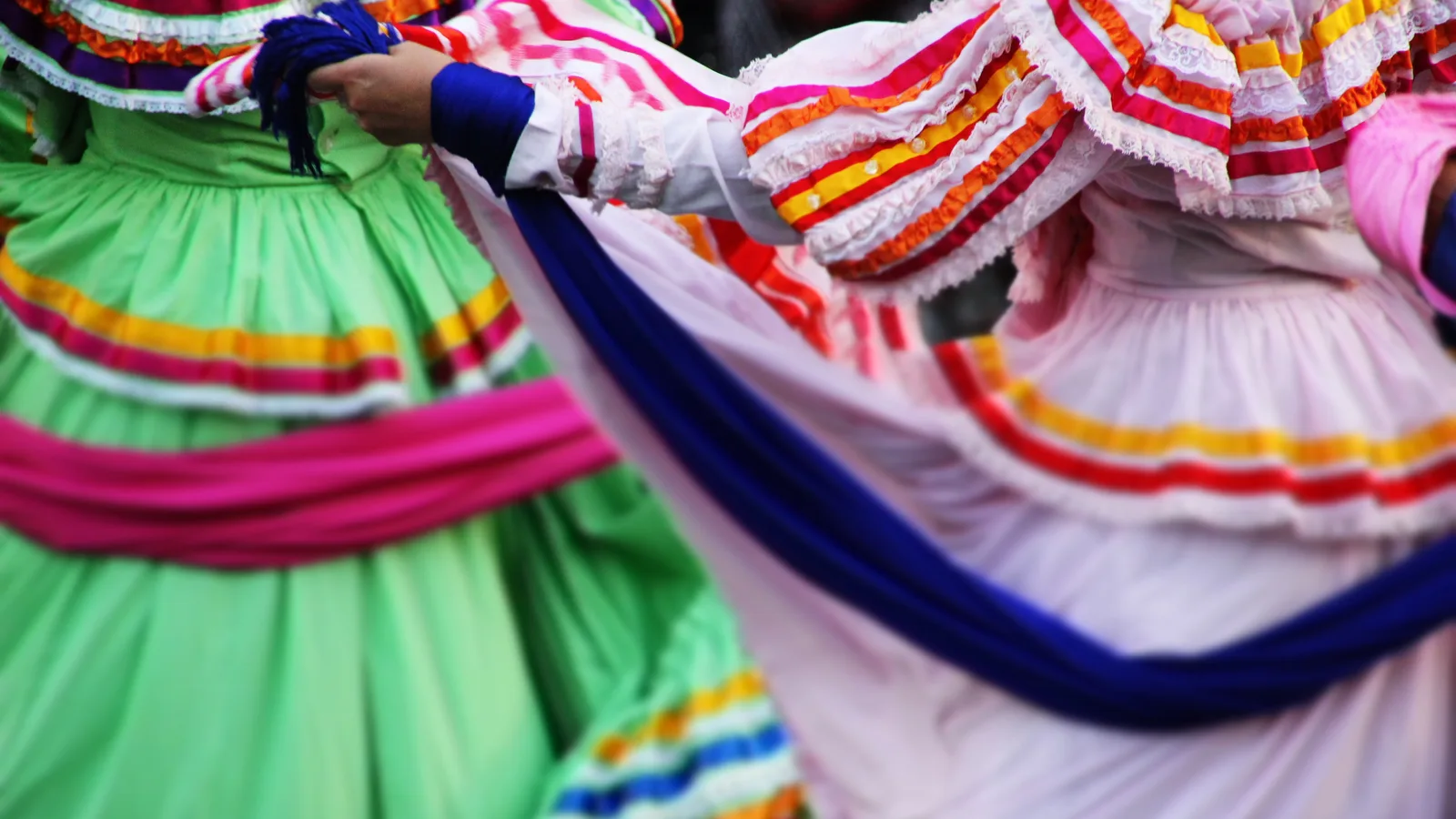 This Week in Hollywood: Hispanic Heritage Festival at ArtsPark, Mario Under the Stars and Salsa at T.Y. Park